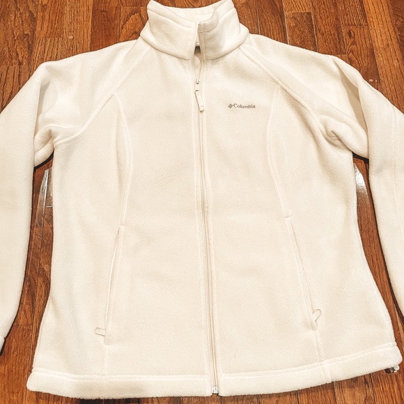 Women’s White Fleece Columbia Jacket - Picture 2 of 4